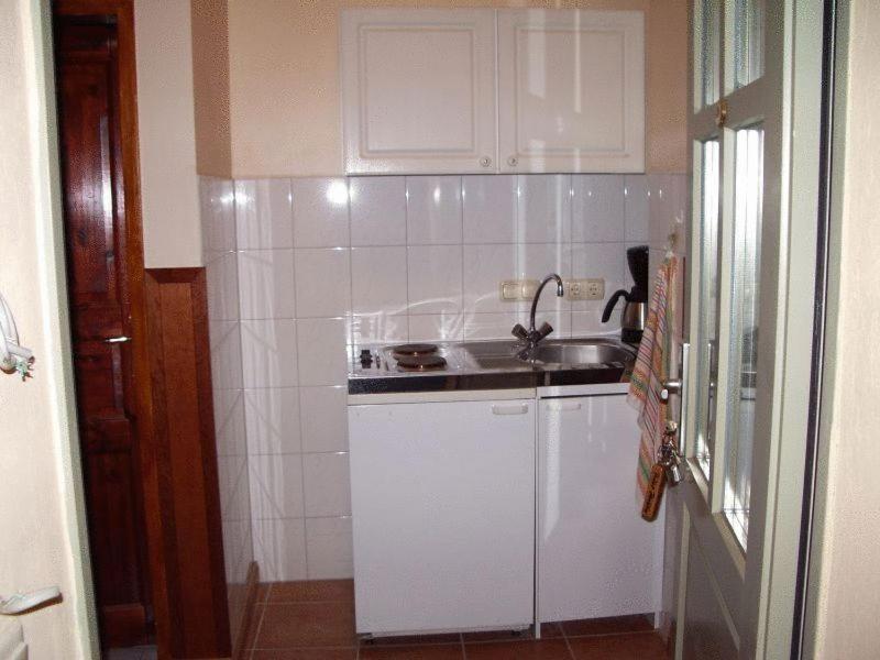 Pension Unicat Потсдам Экстерьер фото