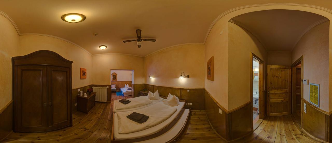 Pension Unicat Потсдам Экстерьер фото